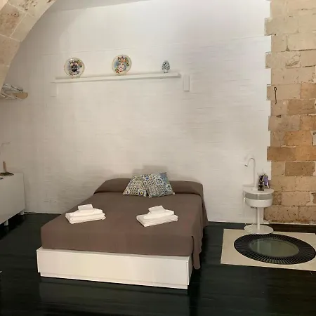 Le Cinque Pietre Syrakusa